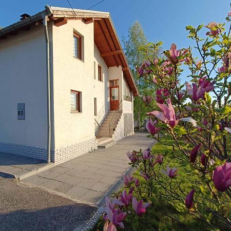 Holiday Home Green Sarajevo Ngoại thất bức ảnh