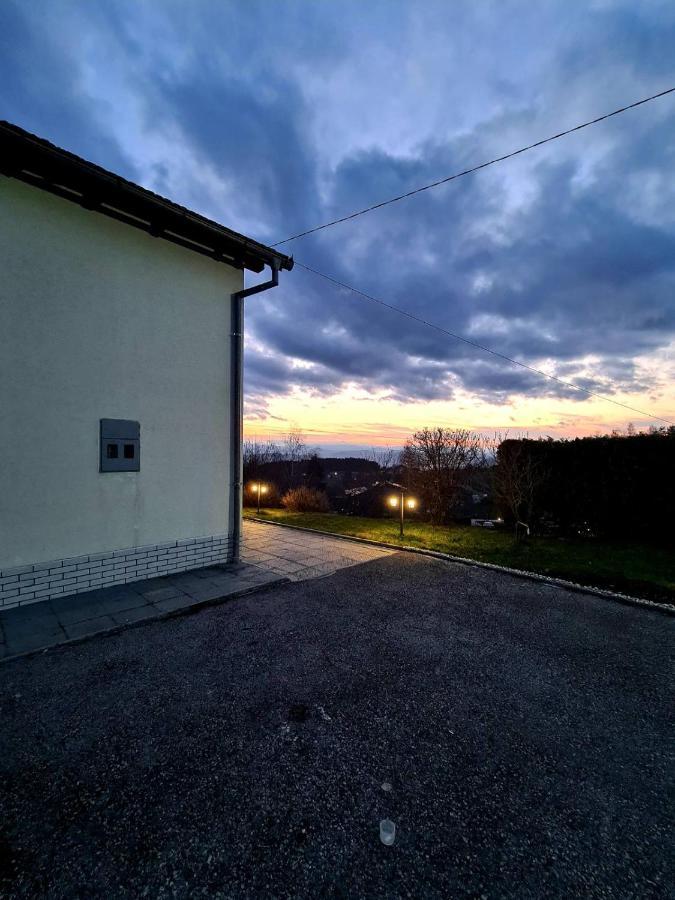 Holiday Home Green Sarajevo Ngoại thất bức ảnh